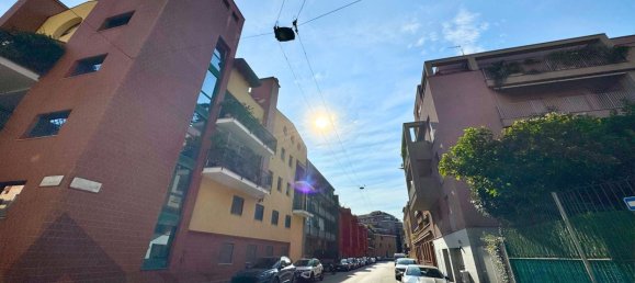 2 bedrooms Apartment in Milan, Italy No. 357886 6