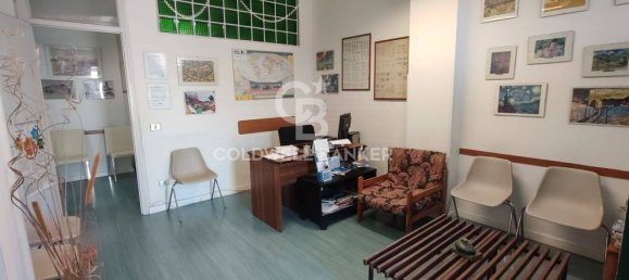 Офис 107м² в Бриндизи, Италия № 297024 9