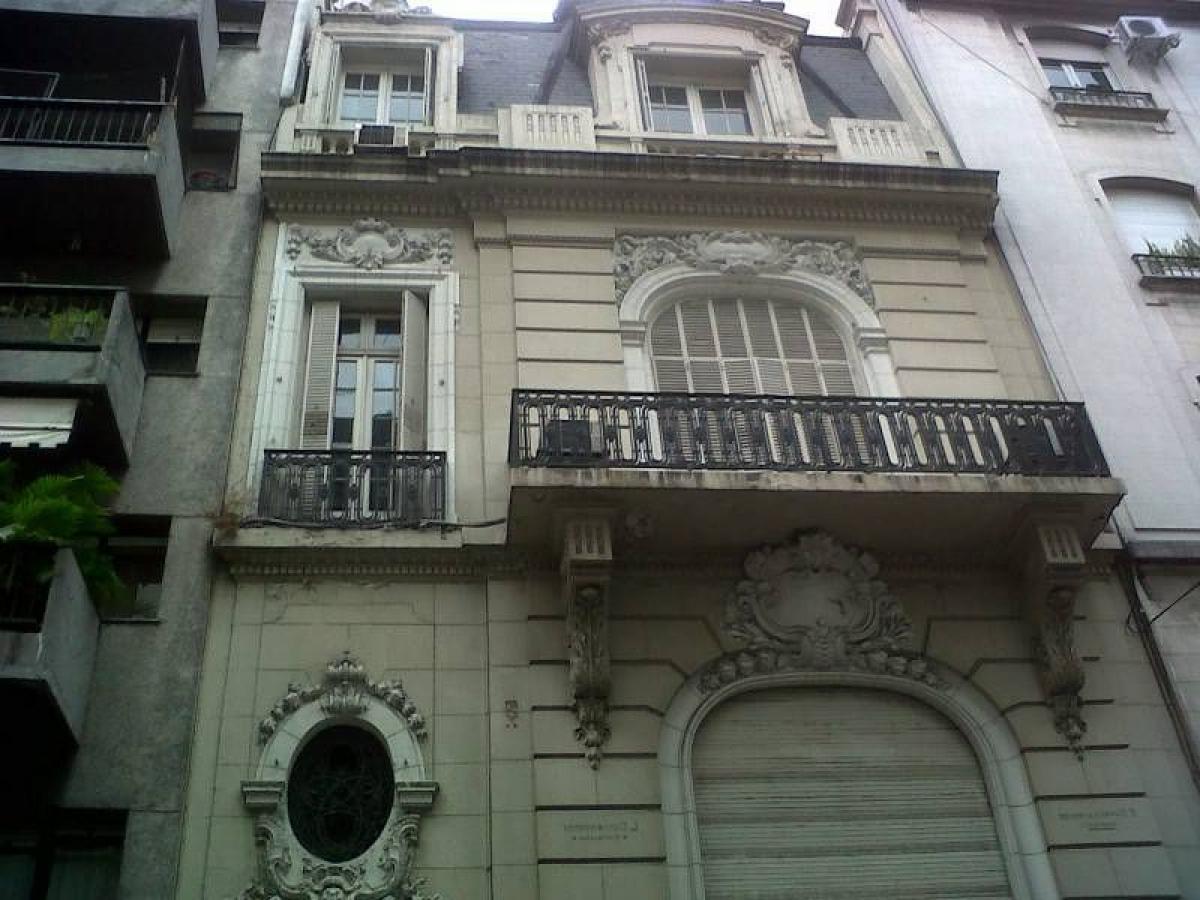 1041m² Building in Buenos Aires, Argentina No. 103922