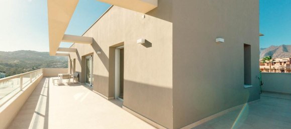 3 bedrooms Penthouse in Mijas, Spain No. 118003 18