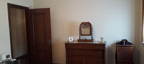 9-salle Villa à San Polo d'Enza, Italy No. 170099 19