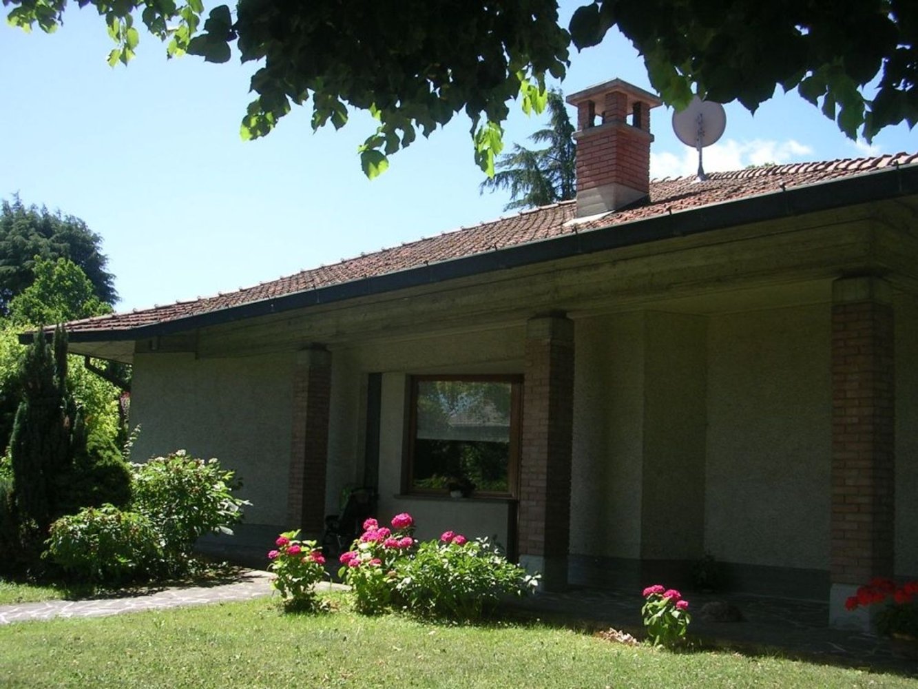 9-salle Villa à San Polo d'Enza, Italy No. 170099