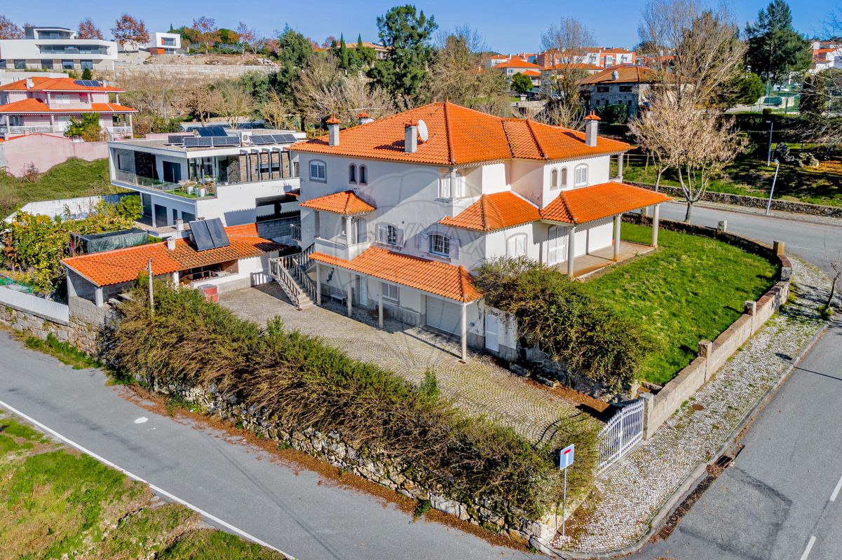 4 bedrooms House in Mundao, Portugal No. 188502