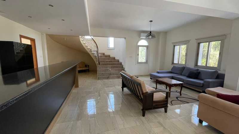 Casa de 7 dormitorios en Kolossi, Cyprus No. 13658