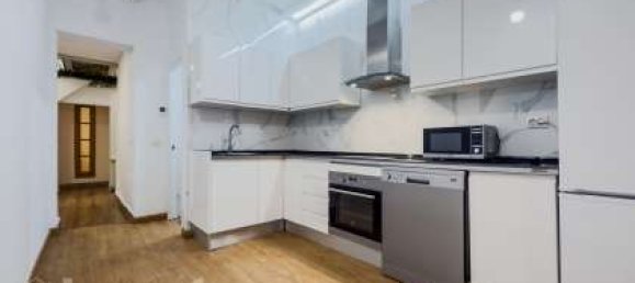 2 bedrooms Apartment in Eixample, Spain No. 178089 3