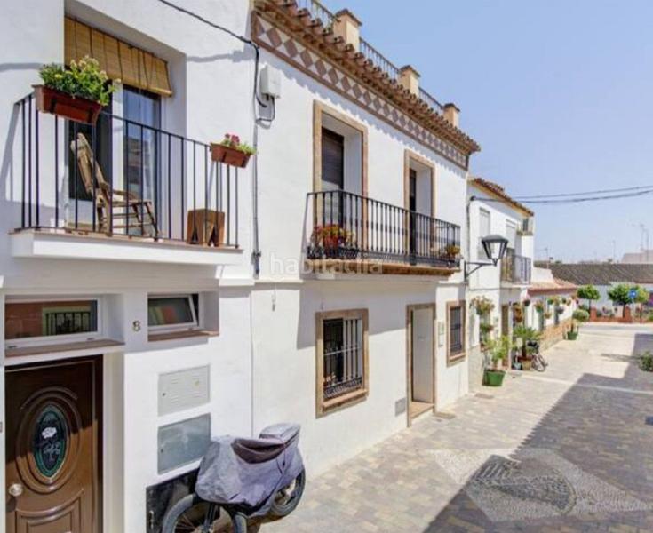2 bedrooms Townhouse in Estepona, Spain No. 115730