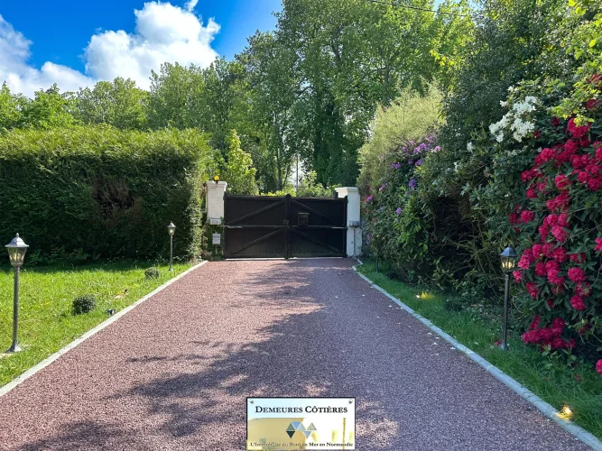 4 bedrooms Villa in Fecamp, France No. 280901