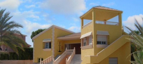 3 bedrooms House in Murcia, Spain No. 125999 2