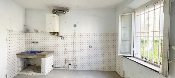 3 bedrooms House in San Giuliano Terme, Italy No. 79762 5