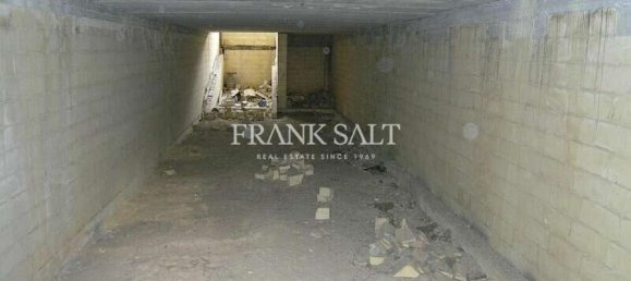 Tienda en Birkirkara, Malta 210 m² No. 45 3