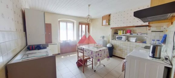 2 Schlafzimmer Haus in Jura, France, Nr. 315839 2