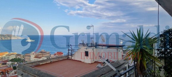 2 chambres Appartement à Giardini-Naxos, Italy No. 269084 4