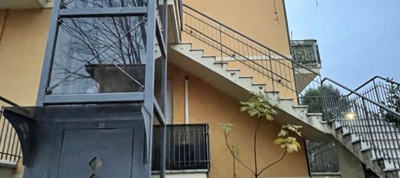 5 rooms Apartment in Pesaro, Italy No. 171184 2
