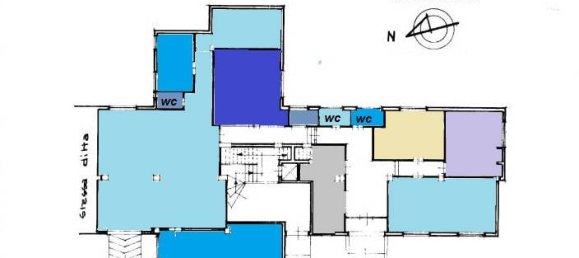 Propiedad comercial de 5 habitaciónes en Bari, Italy No. 119803 14