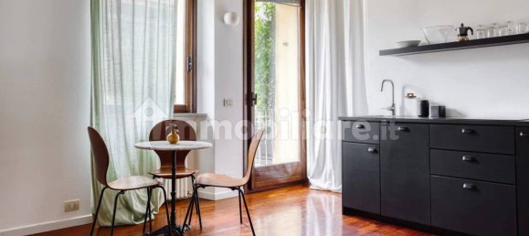 1 bedroom Apartment in Milan, Italy No. 339190 4
