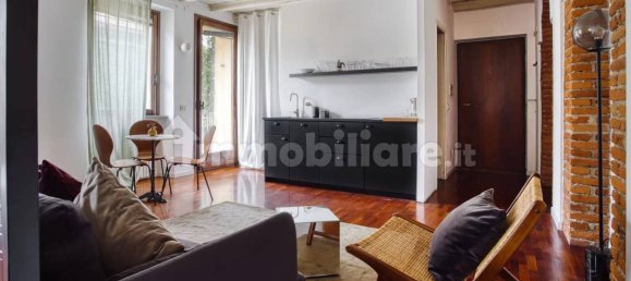 1 bedroom Apartment in Milan, Italy No. 339190 5