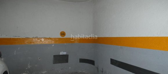 Apartamento de 4 dormitorios en Madrid, Spain No. 170465 15