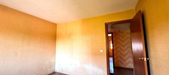 Apartamento de 4 dormitorios en Madrid, Spain No. 170465 11