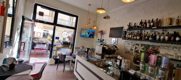 1 room Commercial property in Verona, Italy No. 202646 7