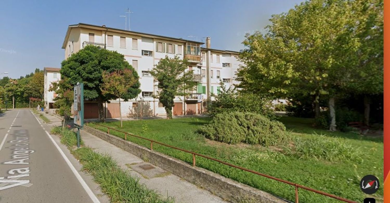 Apartamento de 5 habitaciónes en Treviso, Italy No. 208944