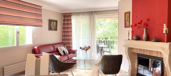 Casa de 5 dormitorios en Oyonnax, France No. 313517 2