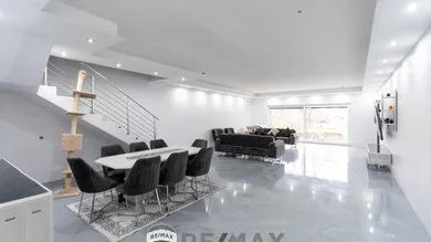 Дом с 6 комнатами в Ангерн ан дер Марх, Австрия № 231880