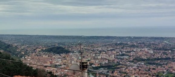 6 bedrooms Villa in Massa, Italy No. 357054 3