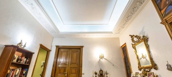 5 bedrooms Apartment in Rome, Italy No. 62319 54