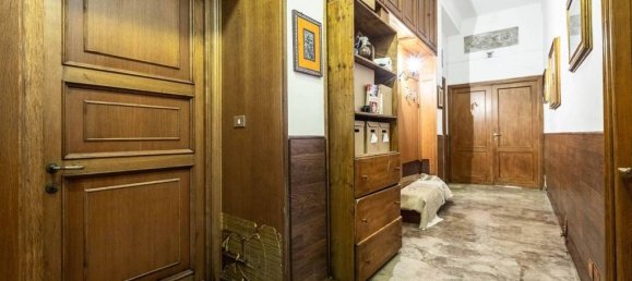 5 bedrooms Apartment in Rome, Italy No. 62319 56