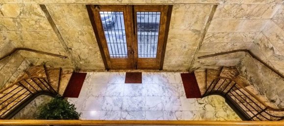 5 bedrooms Apartment in Rome, Italy No. 62319 2