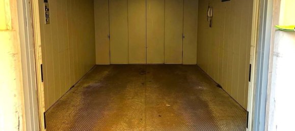 10m² Garage in Bologna, Italy No. 182257 3