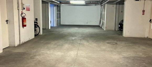 10m² Garage in Bologna, Italy No. 182257 8