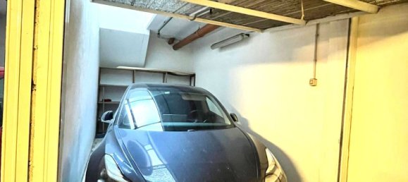 10m² Garage in Bologna, Italy No. 182257 10