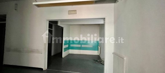 Escritório de 5 divisões em Genoa, Italy N.º 12374 13