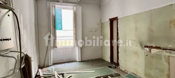 Escritório de 5 divisões em Genoa, Italy N.º 12374 5