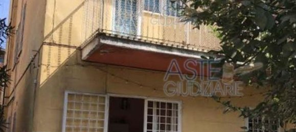 3 rooms Apartment in Rome, Italy No. 101369 3