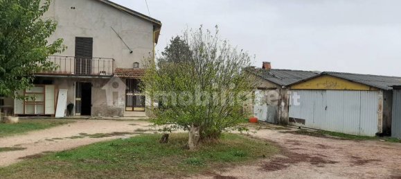 2 bedrooms House in Montefalco, Italy No. 80377 2