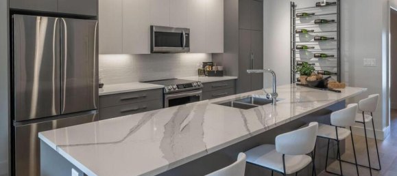 2 bedrooms House in British Columbia, Canada No. 1307 4