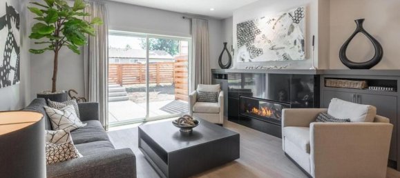 2 bedrooms House in British Columbia, Canada No. 1307 2