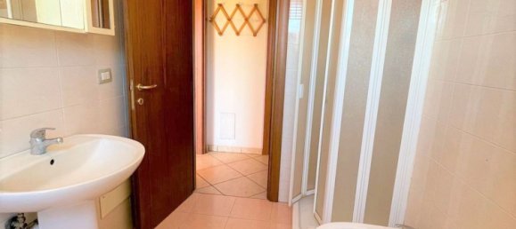 Apartamento de 3 habitaciónes en Bracciano, Italy No. 203632 8