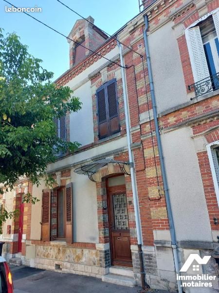 4 chambres Villa à Romilly-sur-Seine, France No. 90432