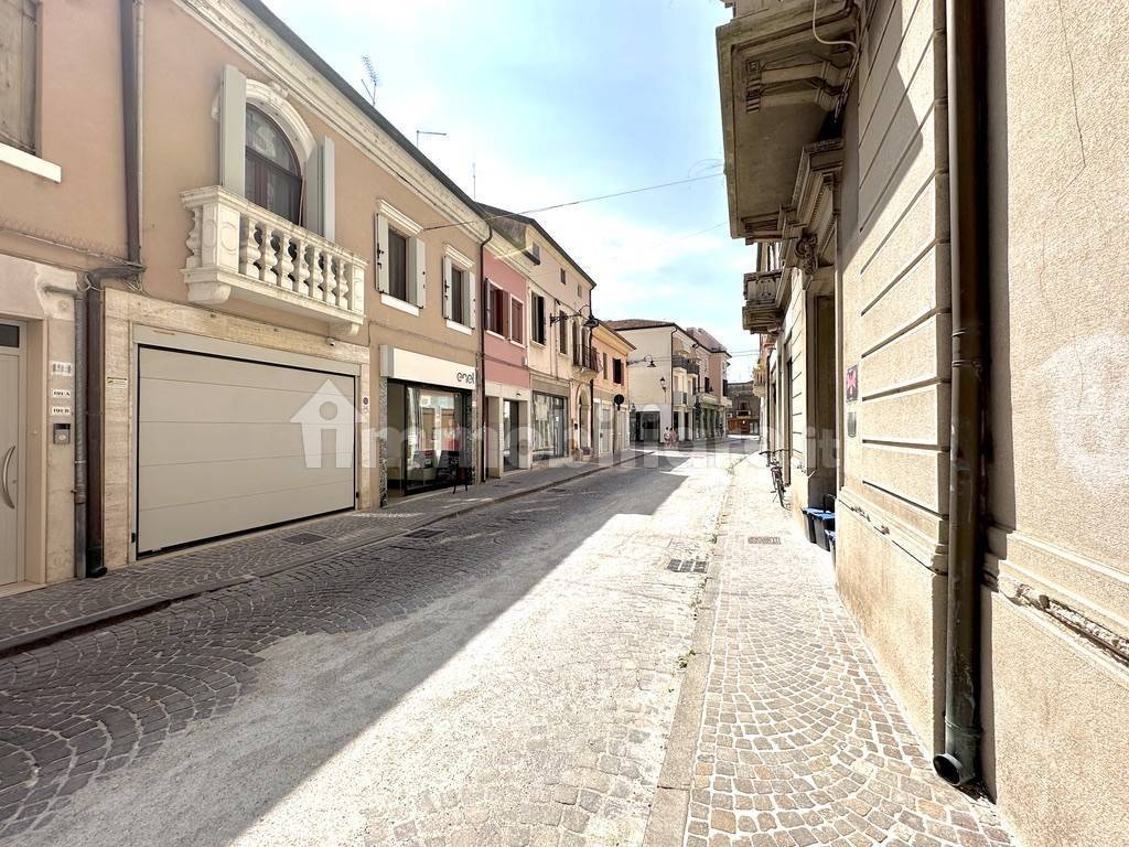 3 bedrooms Duplex in Adria, Italy No. 271412