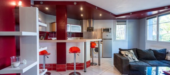 1 bedroom Apartment in Marseille, France No. 327424 7