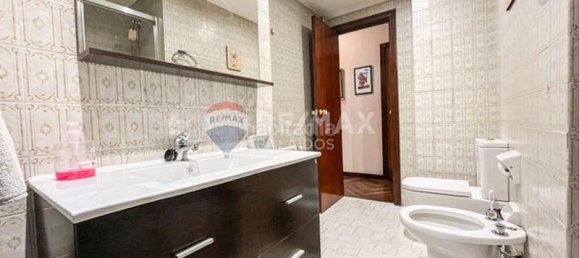 Apartamento de 4 dormitorios en Vigo, Spain No. 184140 14