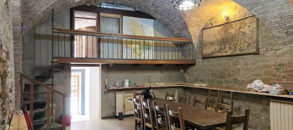 4 Schlafzimmer Wohnung in Perugia, Italy, Nr. 280907 34