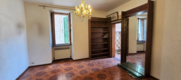 4 Schlafzimmer Wohnung in Perugia, Italy, Nr. 280907 17