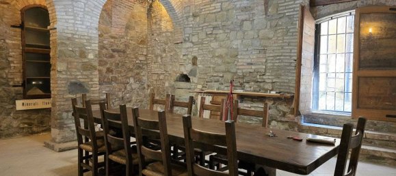 4 Schlafzimmer Wohnung in Perugia, Italy, Nr. 280907 36