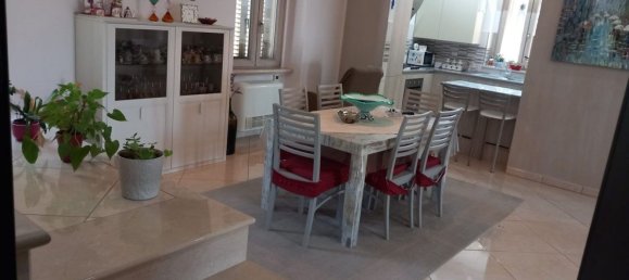 19 rooms Villa in Fragneto Monforte, Italy No. 262990 6