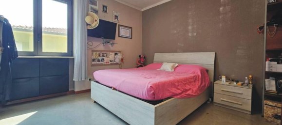 Квартира с 3 комнатами в Курно, Италия № 33224 39