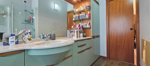 Квартира с 3 комнатами в Курно, Италия № 33224 31